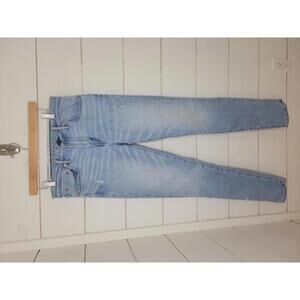 American Eagle Outfitters 30x32 light wash blue distressed athletic skinny jeans